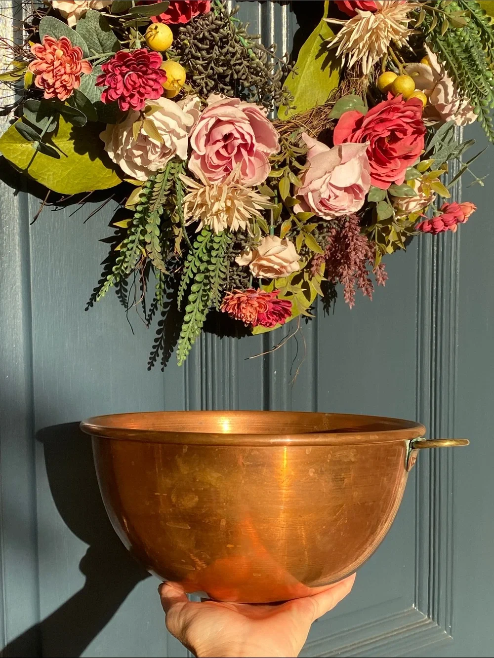 Vintage Copper 10” Mixing Bowl Rolled Edge Brass Hanging Ring